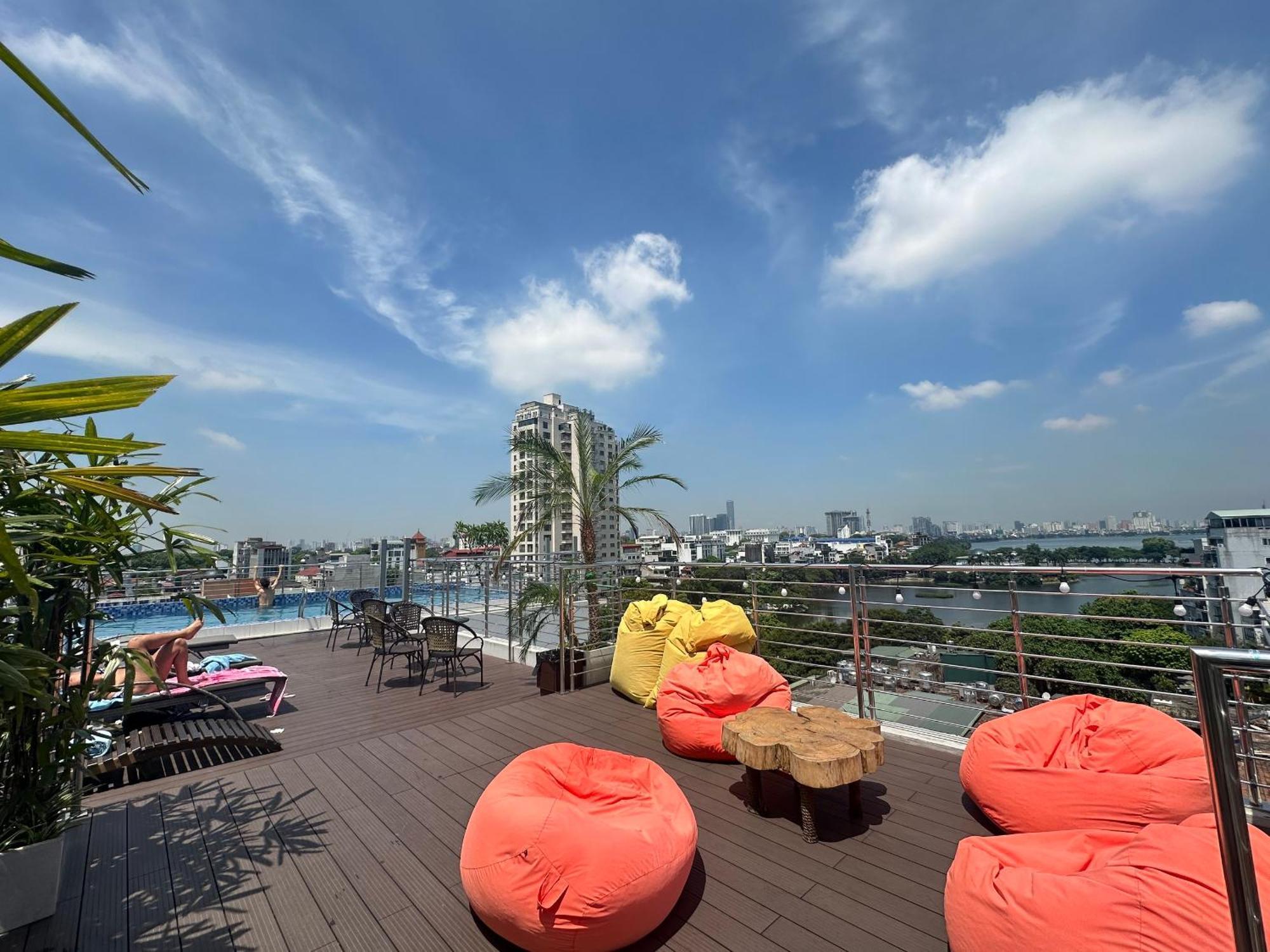 Luxe Paradise Premium Hotel ハノイ市 エクステリア 写真