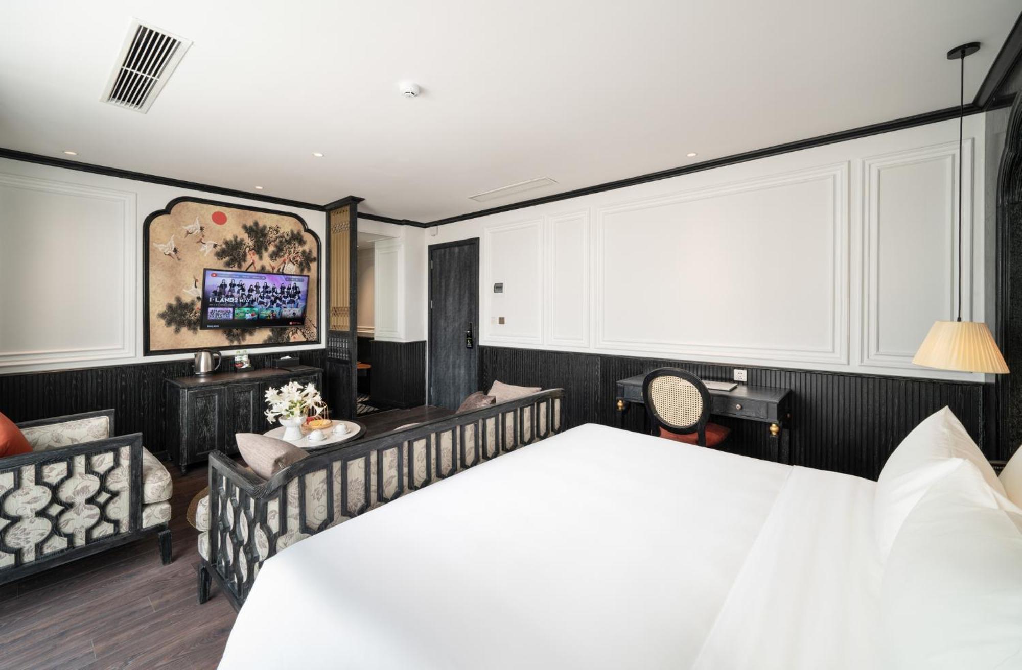 Luxe Paradise Premium Hotel ハノイ市 エクステリア 写真