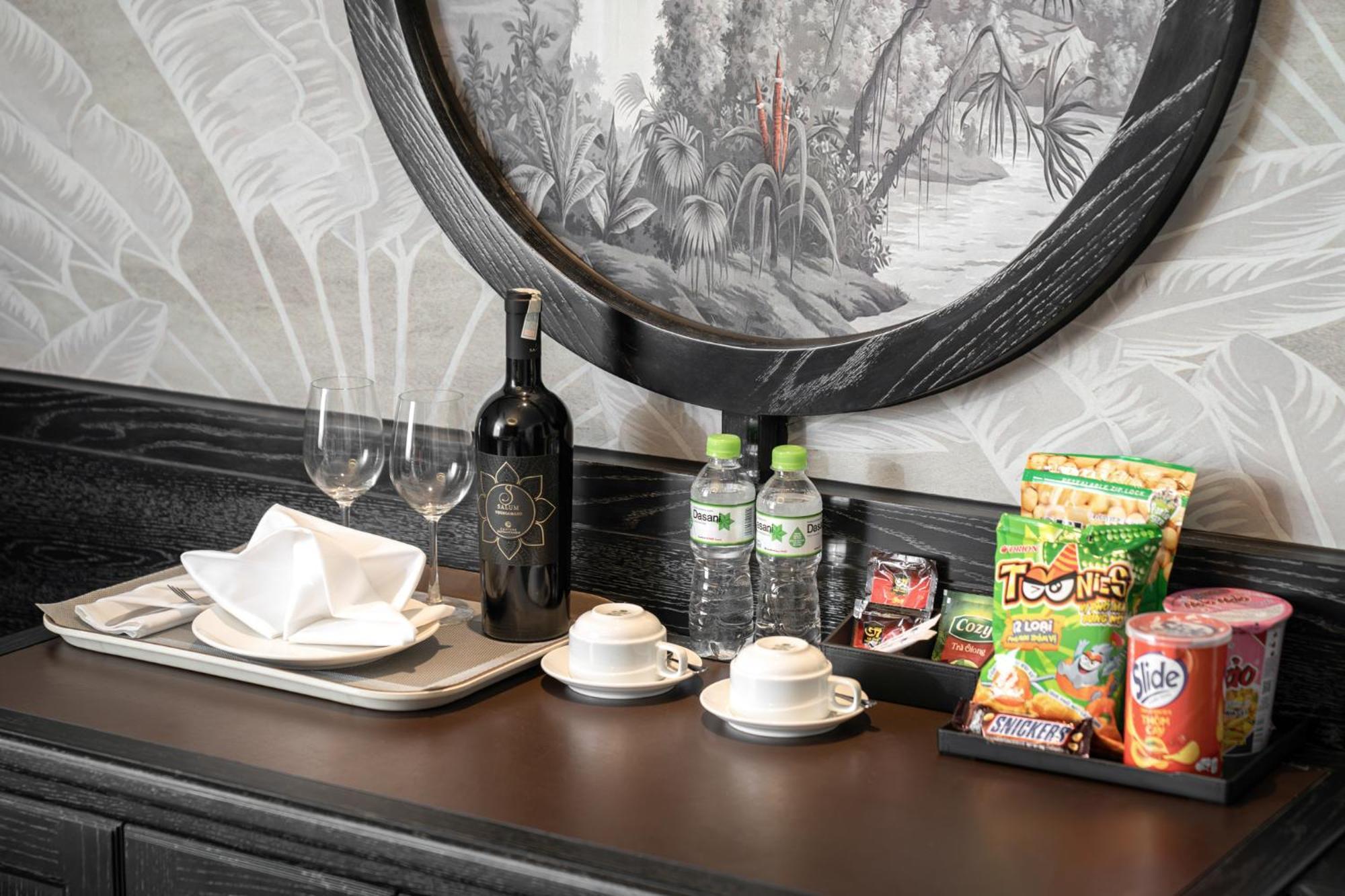 Luxe Paradise Premium Hotel ハノイ市 エクステリア 写真