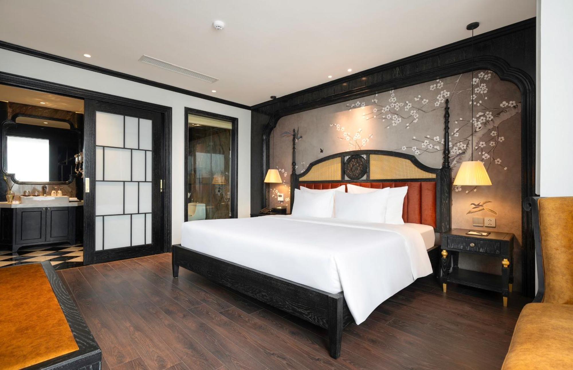 Luxe Paradise Premium Hotel ハノイ市 エクステリア 写真