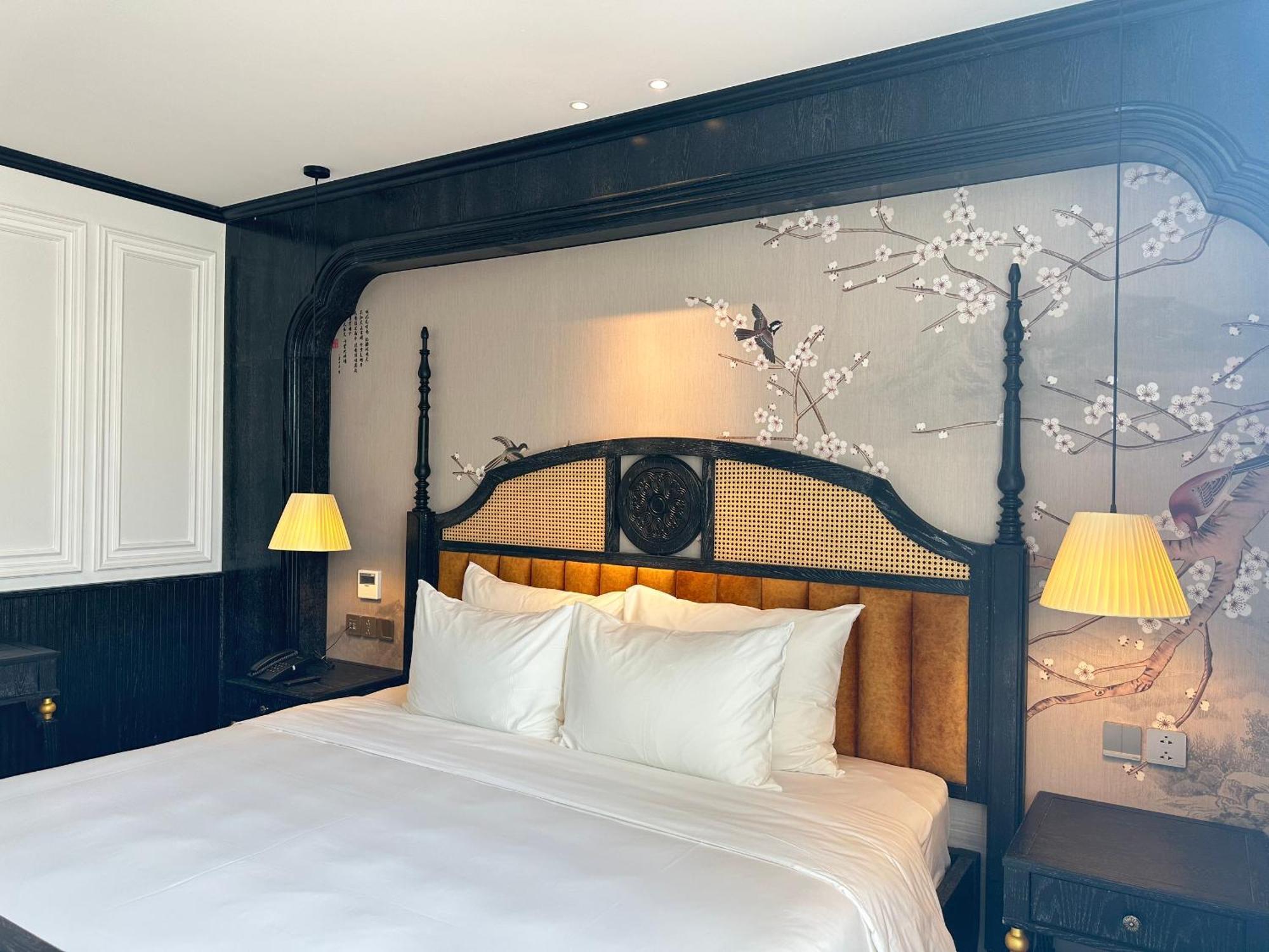 Luxe Paradise Premium Hotel ハノイ市 エクステリア 写真